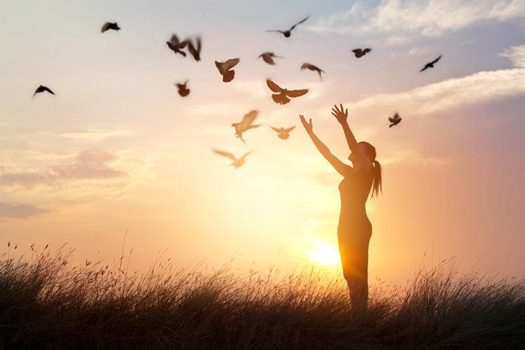woman-sunset